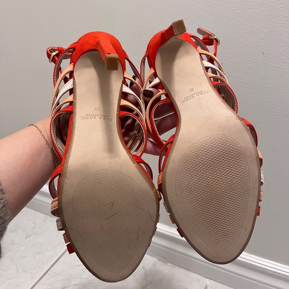 Zara strappy heeled sandals in red/multicolour in US 6.5, EU 37 - Picture 5 of 5